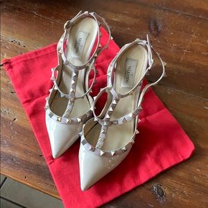 Valentino Garavani  Rock stud heels
